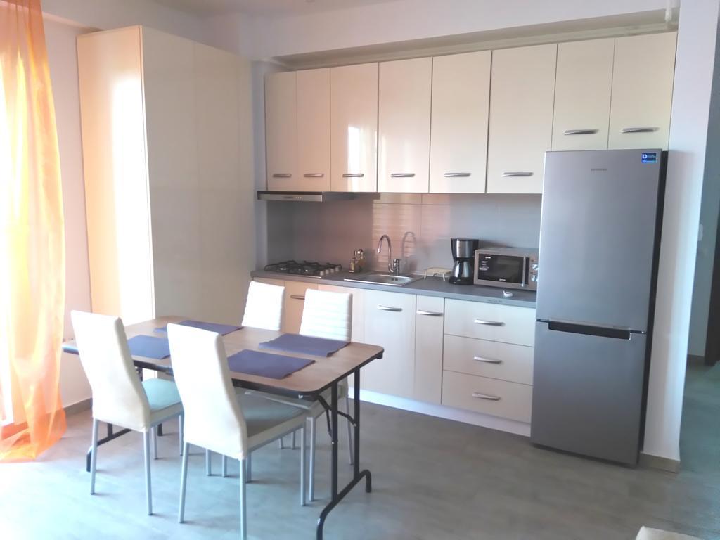 Apartament Vila Sophia II Mamaia Apartment ภายนอก รูปภาพ