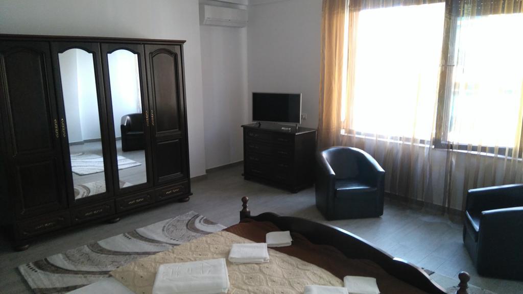 Apartament Vila Sophia II Mamaia Apartment ภายนอก รูปภาพ